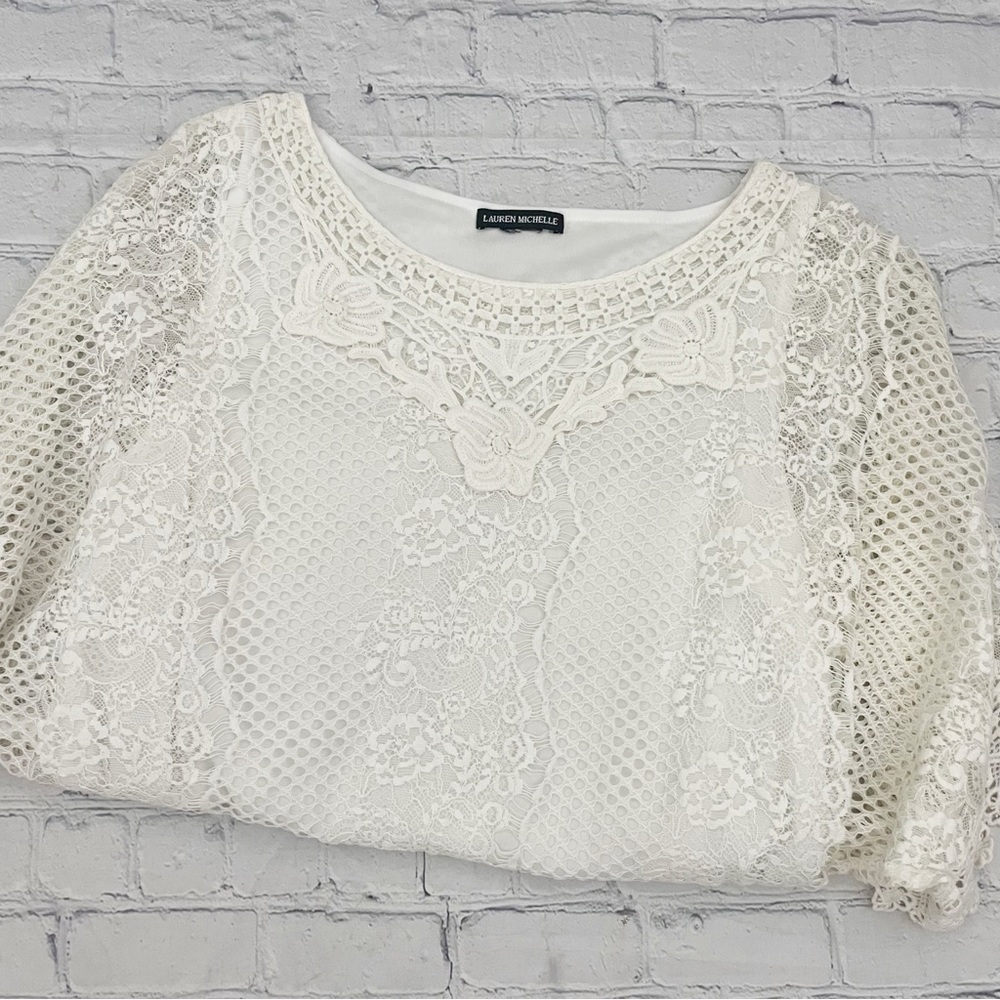 Lauren Michelle White Lace 3/4 Sleeve Blouse